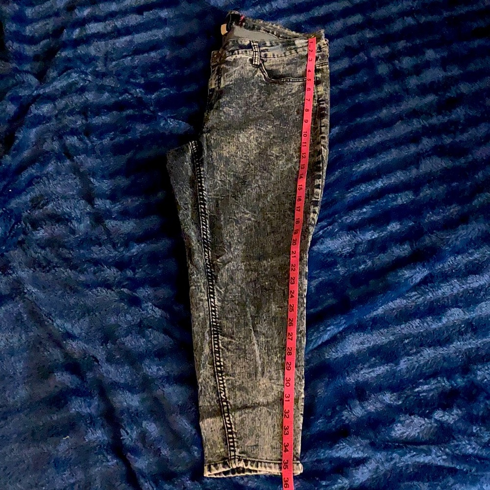 Torrid Skinny Capri Jeans